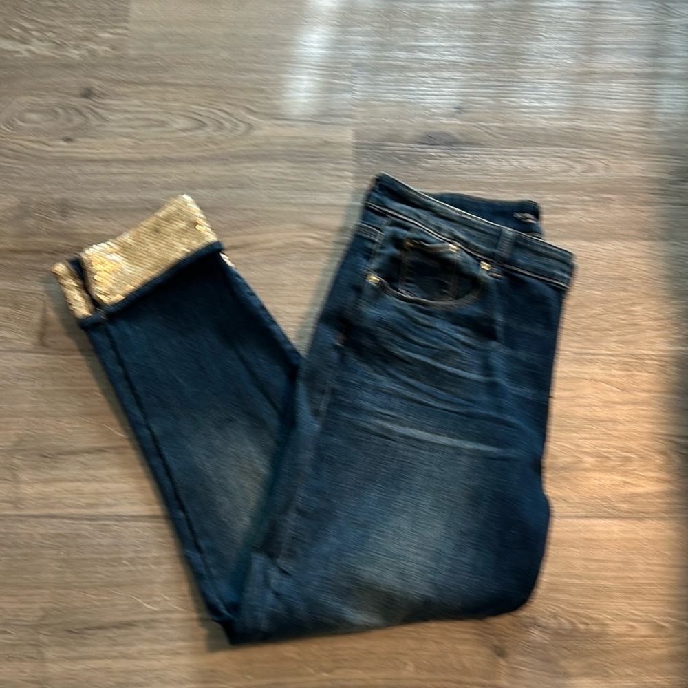 Chicos jeans with gold sequin hem
